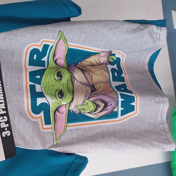 Disney's Star Wars Mandalorian Short Sleeve 3 Piece Pajama Set - Picture 8 of 8